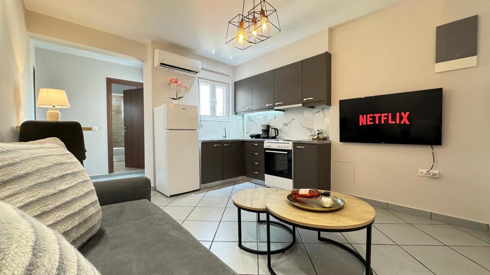 Apartment Unique 1 , One Bedroom *